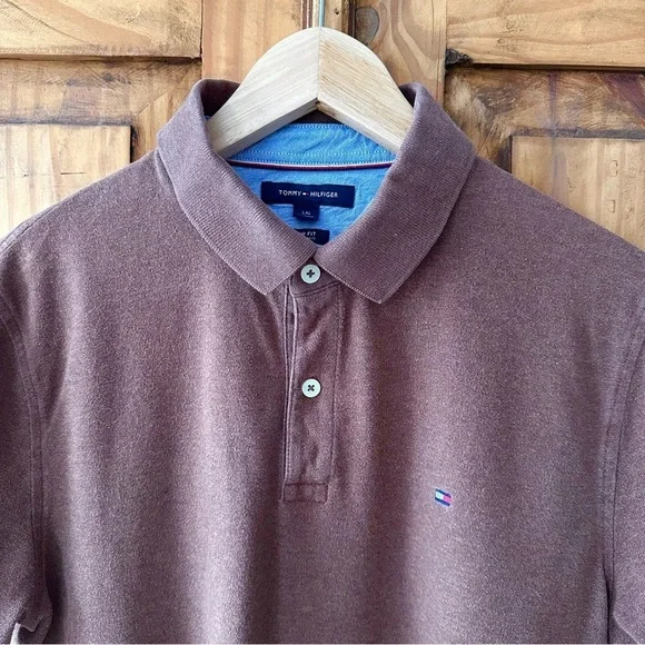 Tommy Hilfiger Chocolate Brown Golf Shirt Slim Fit - Large - Picture 2 of 8